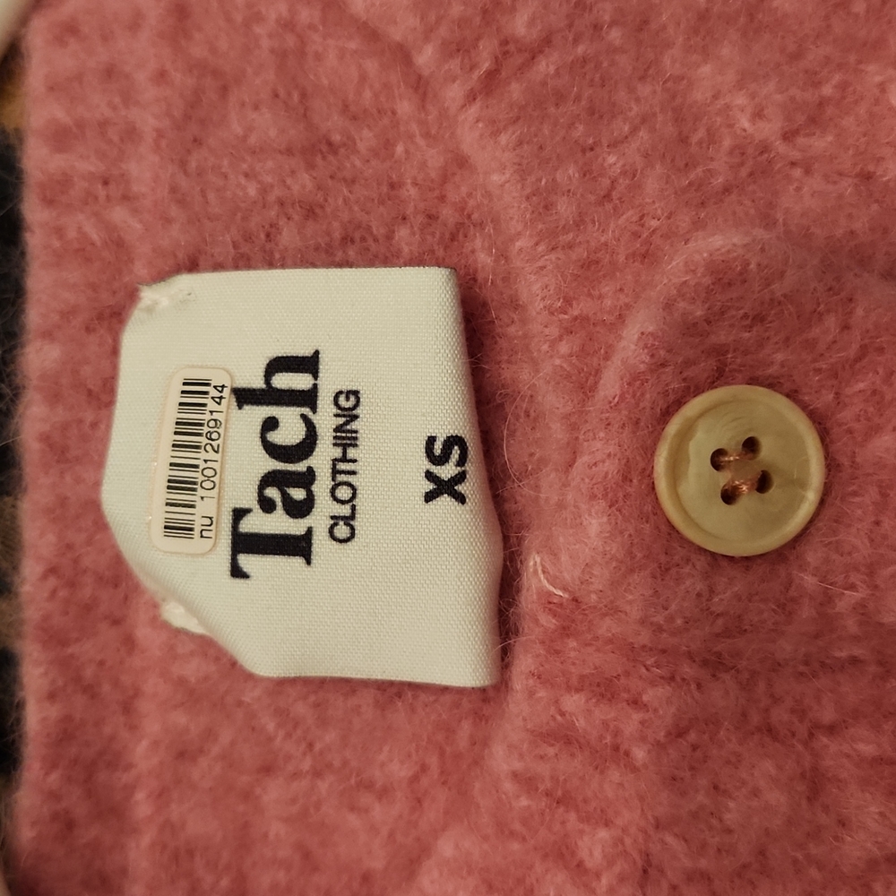 TACH Pink Dalia Button-Up Crop Sweater - Picture 6 of 13